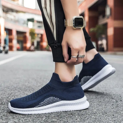 New Sneakers Men Running Shoes Breathable Outdoor Sports Lightweight Sneakers for Men Comfortable Athletic Training Men Shoes
